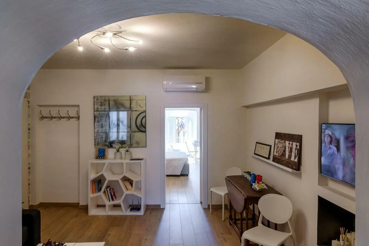 Le Dimore Di Casa Mattei N 10 Prato  Italy